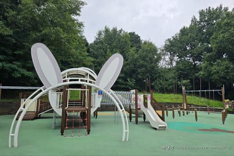 잠두봉 공원 산책로 사진 8