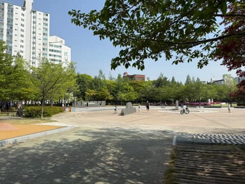 대현산배수지공원 대표 산책길 사진 9
